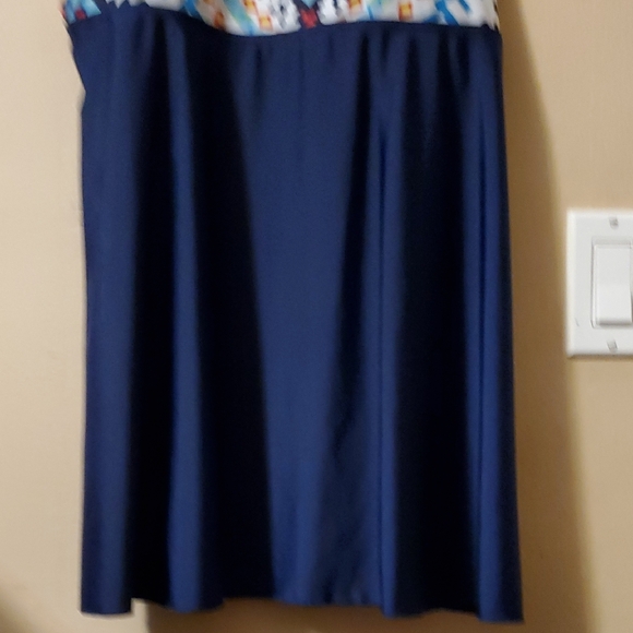 Vibrant Geometric Women's Swimdress - Picture 4 of 8